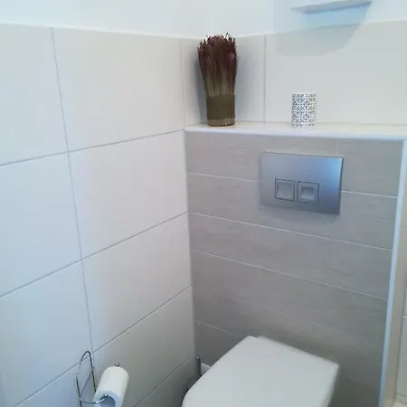 Zentrales - Und Komfort Appartamento